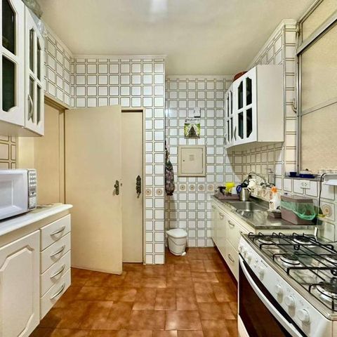 Apartamento à venda com 83m², 2 quartos e 1 vaga Apartamento à venda com 83m², 2 quartos e 1 vagaCozinha