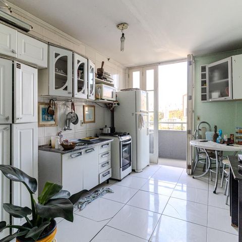 Apartamento à venda com 60m², 2 quartos e sem vaga Apartamento à venda com 60m², 2 quartos e sem vagaCozinha