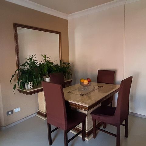 Apartamento à venda com 59m², 2 quartos e 2 vagas Apartamento à venda com 59m², 2 quartos e 2 vagasSala de Jantar