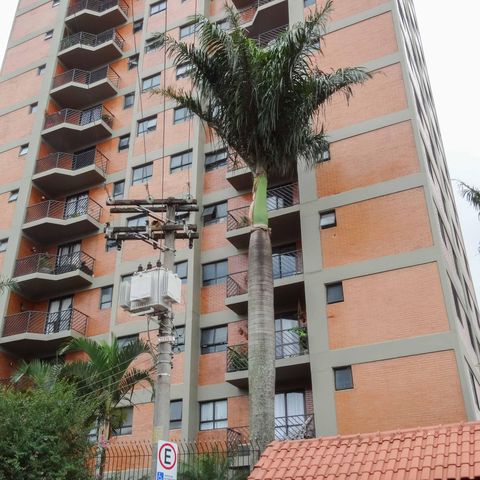 Apartamento à venda com 59m², 2 quartos e 2 vagas Apartamento à venda com 59m², 2 quartos e 2 vagasFachada e portaria