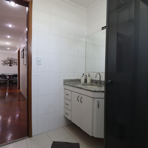 Apartamento à venda com 96m², 3 quartos e 3 vagasBanheiro Social