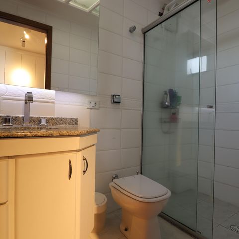 Apartamento à venda com 96m², 3 quartos e 3 vagasBanheiro Suíte