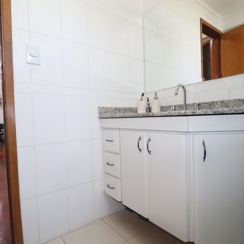 Apartamento à venda com 96m², 3 quartos e 3 vagasBanheiro Social
