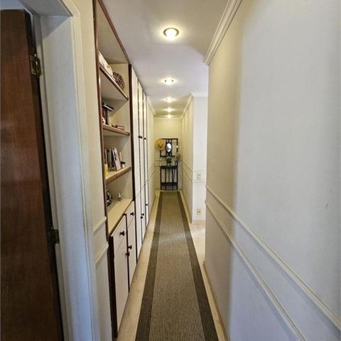 Apartamento à venda com 157m², 4 quartos e 2 vagas
