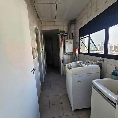 Apartamento à venda com 157m², 4 quartos e 2 vagas