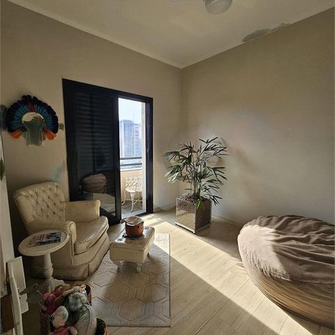Apartamento à venda com 157m², 4 quartos e 2 vagas