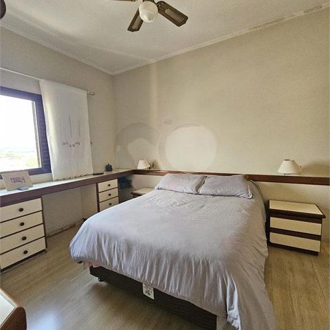 Apartamento à venda com 157m², 4 quartos e 2 vagas