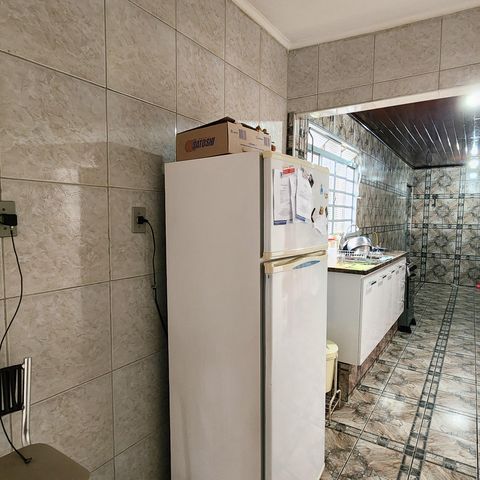 Casa à venda com 125m², 4 quartos e 2 vagas Casa à venda com 125m², 4 quartos e 2 vagasCozinha