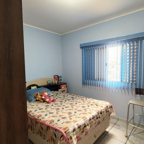 Casa à venda com 125m², 4 quartos e 2 vagas Casa à venda com 125m², 4 quartos e 2 vagasQuarto 1