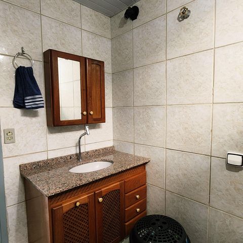Casa à venda com 125m², 4 quartos e 2 vagas Casa à venda com 125m², 4 quartos e 2 vagasBanheiro 2
