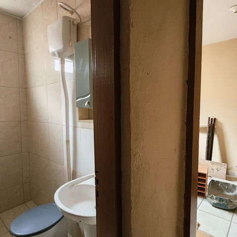 Casa à venda com 125m², 4 quartos e 2 vagas Casa à venda com 125m², 4 quartos e 2 vagasBanheiro da Suíte 2