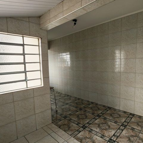 Casa à venda com 125m², 4 quartos e 2 vagas Casa à venda com 125m², 4 quartos e 2 vagasCozinha