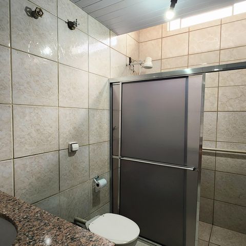 Casa à venda com 125m², 4 quartos e 2 vagas Casa à venda com 125m², 4 quartos e 2 vagasBanheiro 2