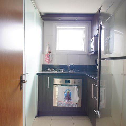 Apartamento para alugar com 68m², 2 quartos e 2 vagasCozinha