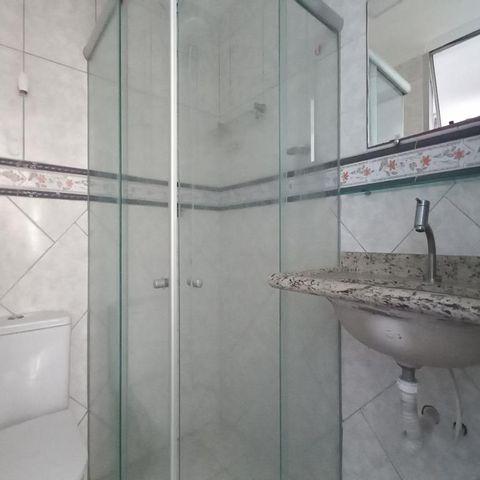 Apartamento à venda com 55m², 2 quartos e 1 vaga Apartamento à venda com 55m², 2 quartos e 1 vagaBanheiro