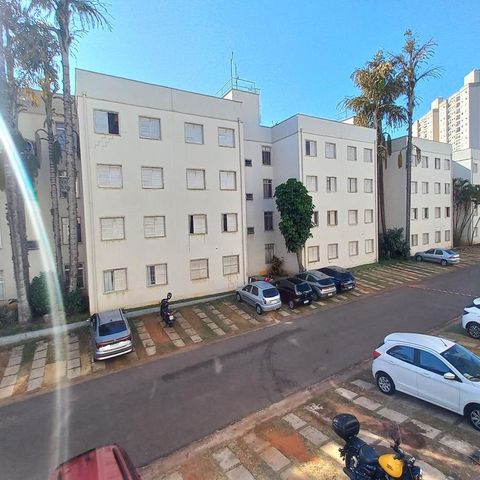 Apartamento à venda com 55m², 2 quartos e 1 vaga Apartamento à venda com 55m², 2 quartos e 1 vagaVista do Quarto 2