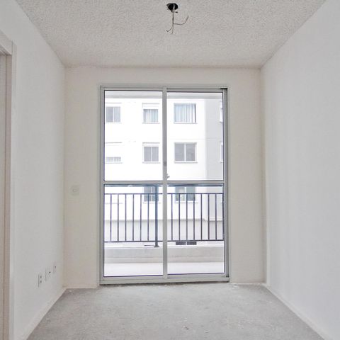 Apartamento à venda com 39m², 2 quartos e sem vaga Apartamento à venda com 39m², 2 quartos e sem vagaSala