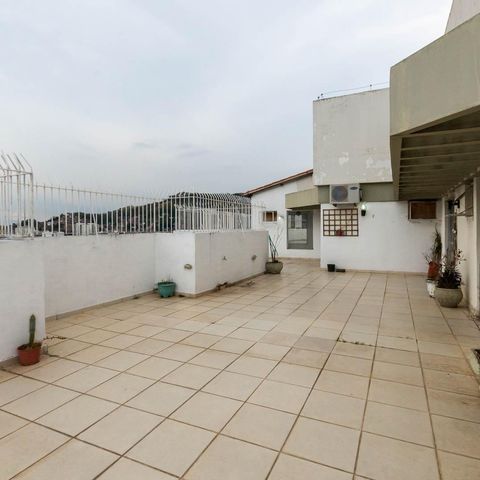 Apartamento à venda com 344m², 4 quartos e 2 vagasVaranda