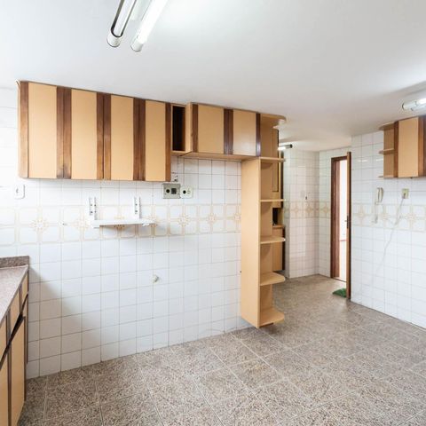 Apartamento à venda com 344m², 4 quartos e 2 vagasCozinha