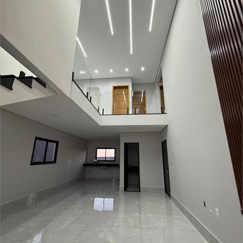 Casa à venda com 170m², 3 quartos e 1 vaga