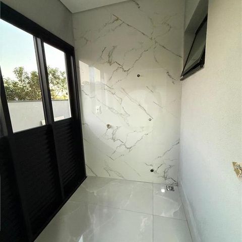 Casa à venda com 170m², 3 quartos e 1 vaga