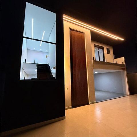Casa à venda com 170m², 3 quartos e 1 vaga