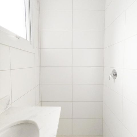 Apartamento para alugar com 60m², 2 quartos e sem vagaBanheiro da Suíte