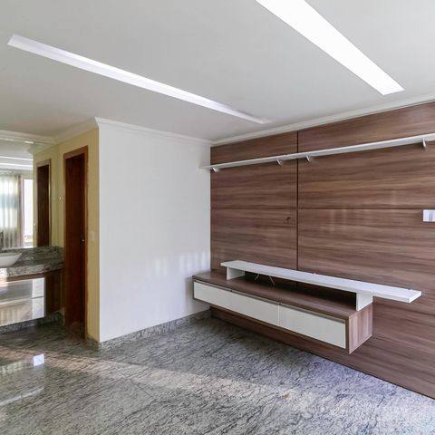 Casa à venda com 105m², 3 quartos e 1 vaga Casa à venda com 105m², 3 quartos e 1 vagaSala