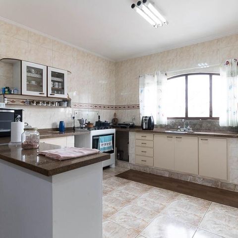 Casa à venda com 309m², 3 quartos e 4 vagas Casa à venda com 309m², 3 quartos e 4 vagasCozinha