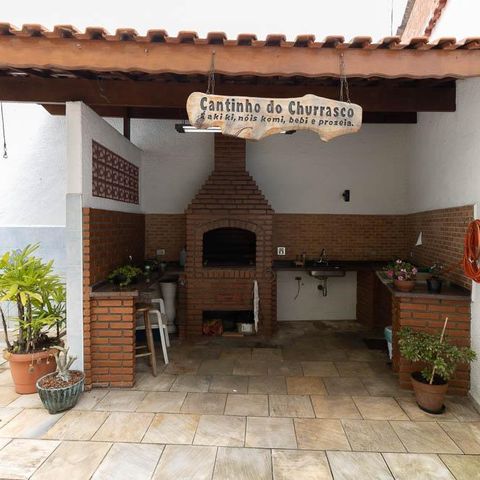 Casa à venda com 309m², 3 quartos e 4 vagas Casa à venda com 309m², 3 quartos e 4 vagasChurrasqueira