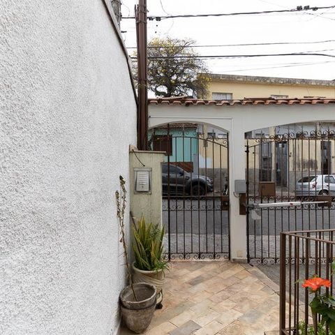 Casa à venda com 309m², 3 quartos e 4 vagas Casa à venda com 309m², 3 quartos e 4 vagasEntrada