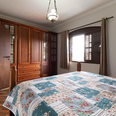 Casa à venda com 309m², 3 quartos e 4 vagas Casa à venda com 309m², 3 quartos e 4 vagasSuíte