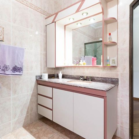 Casa à venda com 309m², 3 quartos e 4 vagas Casa à venda com 309m², 3 quartos e 4 vagasBanheiro Social