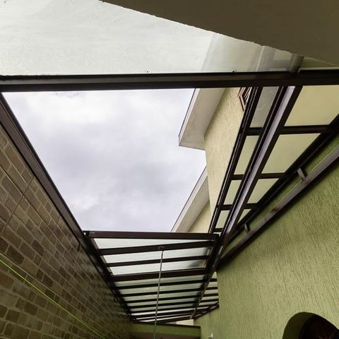 Casa à venda com 309m², 3 quartos e 4 vagas Casa à venda com 309m², 3 quartos e 4 vagasEntrada
