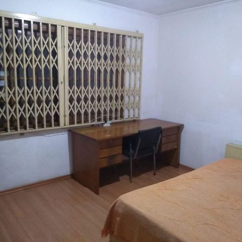 Casa à venda com 200m², 4 quartos e 3 vagas Casa à venda com 200m², 4 quartos e 3 vagasQuarto 4