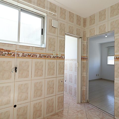 Apartamento à venda com 54m², 2 quartos e 1 vagaCozinha