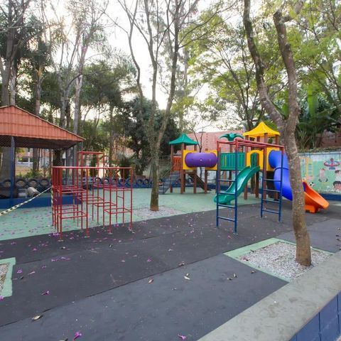 Apartamento à venda com 96m², 3 quartos e 1 vaga Apartamento à venda com 96m², 3 quartos e 1 vagaÁrea comum - Playground