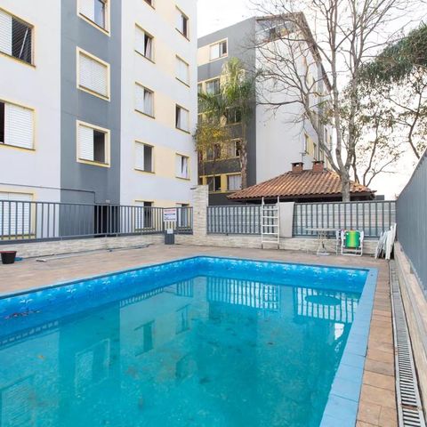 Apartamento à venda com 96m², 3 quartos e 1 vaga Apartamento à venda com 96m², 3 quartos e 1 vagaÁrea comum - Piscina
