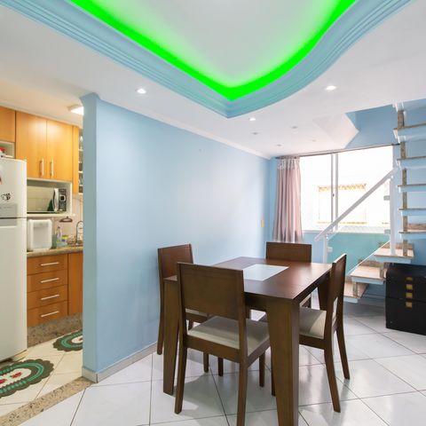 Apartamento à venda com 96m², 3 quartos e 1 vaga Apartamento à venda com 96m², 3 quartos e 1 vagaSala