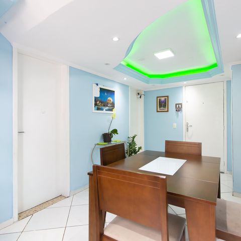 Apartamento à venda com 96m², 3 quartos e 1 vaga Apartamento à venda com 96m², 3 quartos e 1 vagaSala