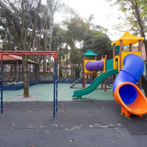 Apartamento à venda com 96m², 3 quartos e 1 vaga Apartamento à venda com 96m², 3 quartos e 1 vagaÁrea comum - Playground