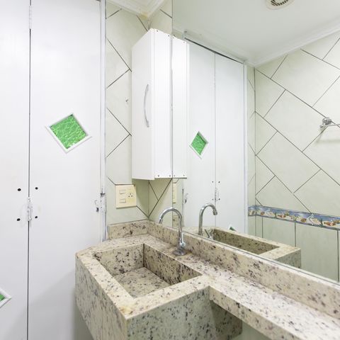 Apartamento à venda com 96m², 3 quartos e 1 vaga Apartamento à venda com 96m², 3 quartos e 1 vagaBanheiro 2