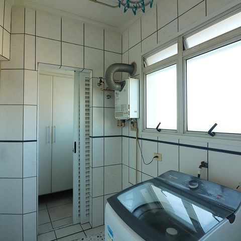 Apartamento à venda com 188m², 4 quartos e 4 vagasÁrea de Serviço
