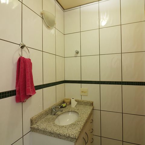 Apartamento à venda com 188m², 4 quartos e 4 vagasSuíte 2 Banheiro
