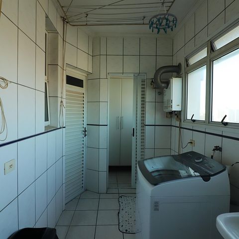 Apartamento à venda com 188m², 4 quartos e 4 vagasÁrea de Serviço