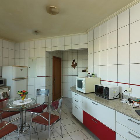 Apartamento à venda com 188m², 4 quartos e 4 vagasCozinha