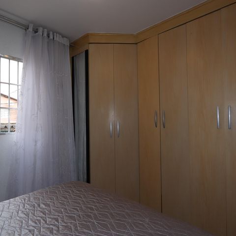 Casa à venda com 160m², 3 quartos e 2 vagasSuíte