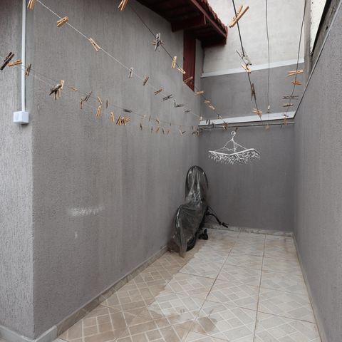 Casa à venda com 160m², 3 quartos e 2 vagasÁrea privativa