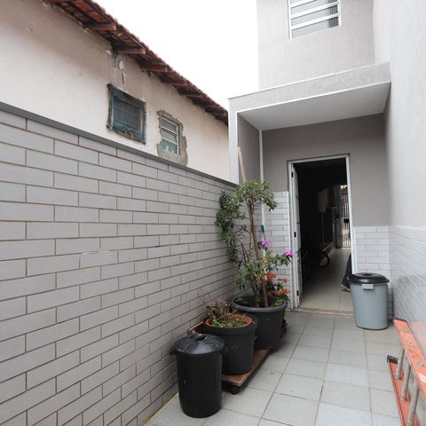 Casa à venda com 160m², 3 quartos e 2 vagasQuintal