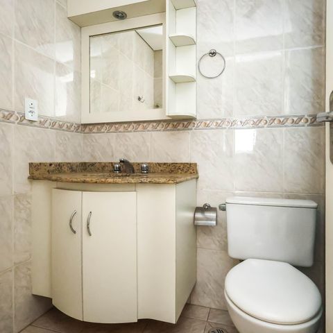 Apartamento à venda com 82m², 3 quartos e 1 vagaBanheiro da Suíte